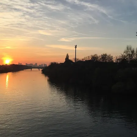 Island In A Seine